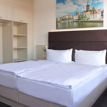 Viva Hotel Luebeck Luaran gambar