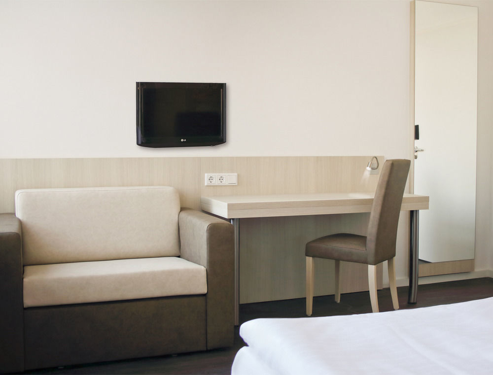 Viva Hotel Luebeck Luaran gambar