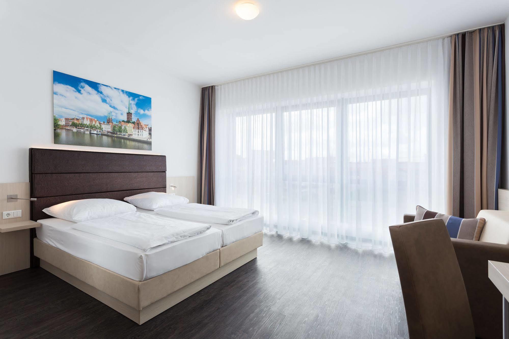 Viva Hotel Luebeck Luaran gambar
